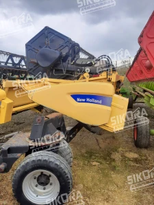 New Holland Header